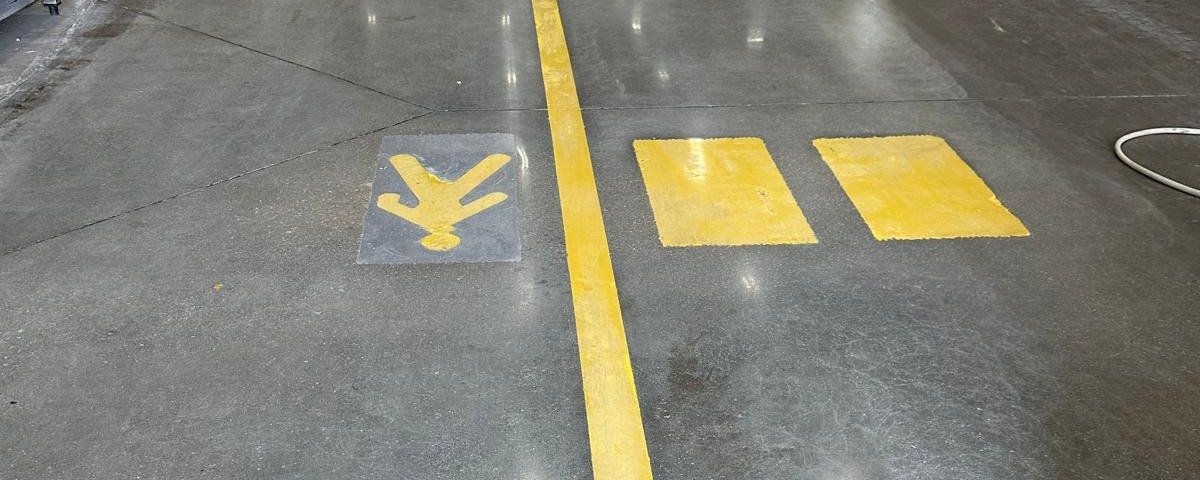 Fabrika ve depoda forklift güvenlik çizgisi uygulaması